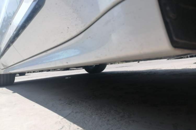 Used Zeekr 001 2022 Long-Range Dual-Motor WE Edition Left Side Sill