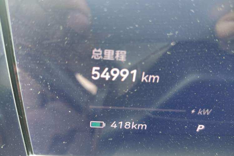 Used Zeekr 001 2022 Long-Range Dual-Motor WE Edition Odometer Close Up