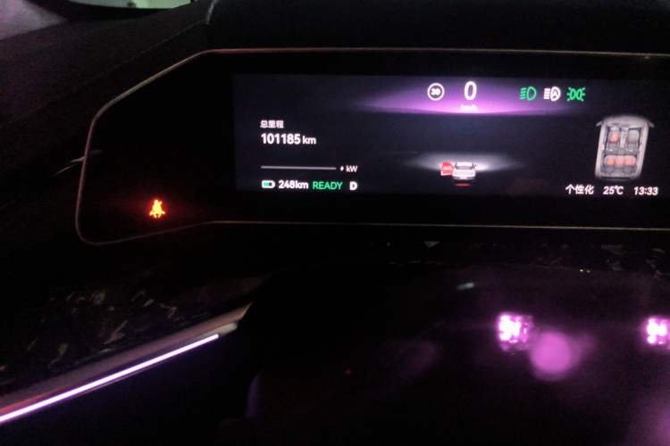 Used Zeekr 001 2022 Long-Range Dual-Motor WE Edition Odometer Close Up