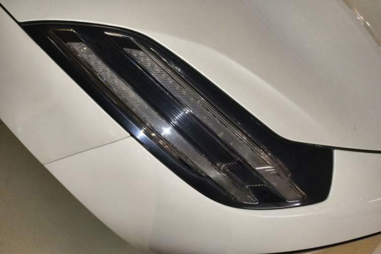 Used Zeekr 001 2022 Ultra-Long Range Single-Motor WE Version Right Front Headlight