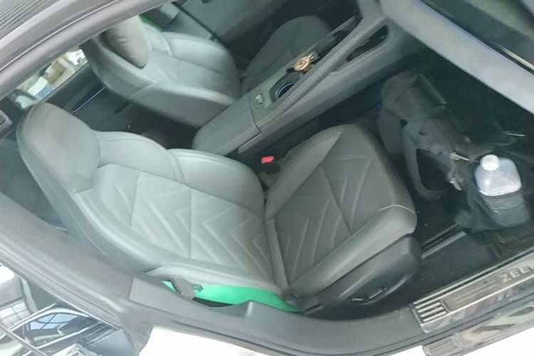 Used Zeekr 001 2022 Long-Range Dual-Motor WE Edition Right Front Seat