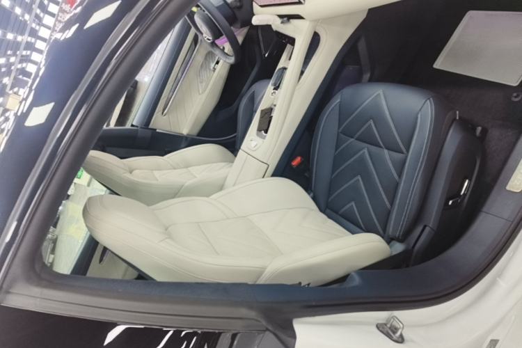 Used Zeekr 001 2022 Long-Range Dual-Motor WE Edition Right Front Seat