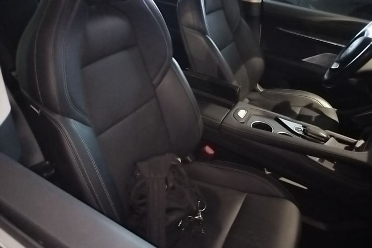 Used Zeekr 001 2022 Ultra-Long Range Single-Motor WE Version Right Front Seat