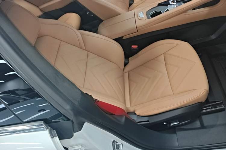 Used Zeekr 001 2022 Ultra-Long Range Dual-Motor YOU Version Right Front Seat