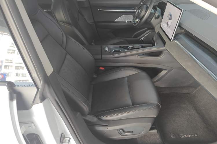 Used Zeekr 001 2022 Ultra-Long Range Single-Motor WE Version Right Front Seat