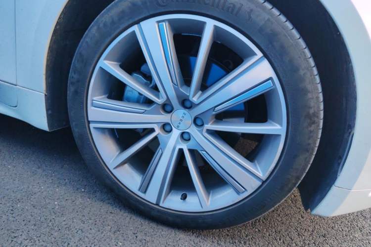 Used Zeekr 001 2022 Long-Range Dual-Motor WE Edition Right Front Wheel Hub