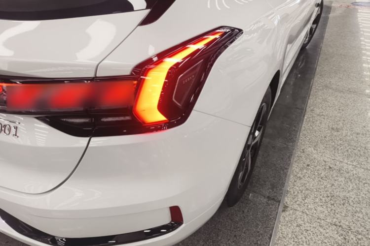 Used Zeekr 001 2022 Long-Range Dual-Motor WE Edition Right Rear Taillight