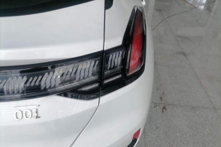 Used Zeekr 001 2022 Long-Range Dual-Motor WE Edition Right Rear Taillight