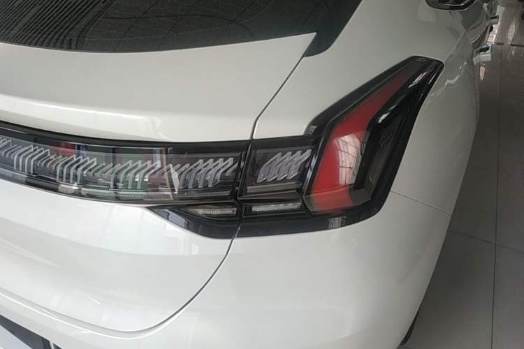 Used Zeekr 001 2022 Long-Range Dual-Motor WE Edition Right Rear Taillight