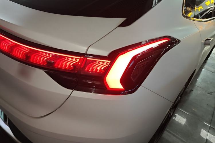 Used Zeekr 001 2022 Long-Range Dual-Motor WE Edition Right Rear Taillight