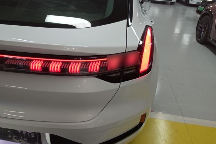 Used Zeekr 001 2022 Long-Range Dual-Motor WE Edition Right Rear Taillight
