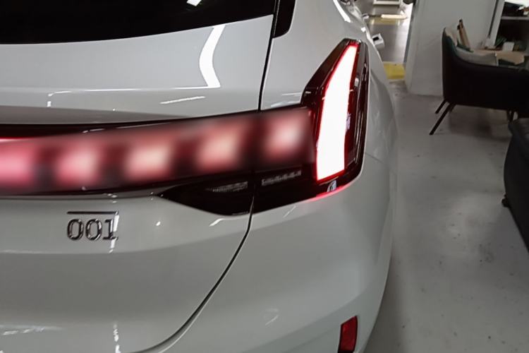 Used Zeekr 001 2022 Long-Range Dual-Motor WE Edition Right Rear Taillight
