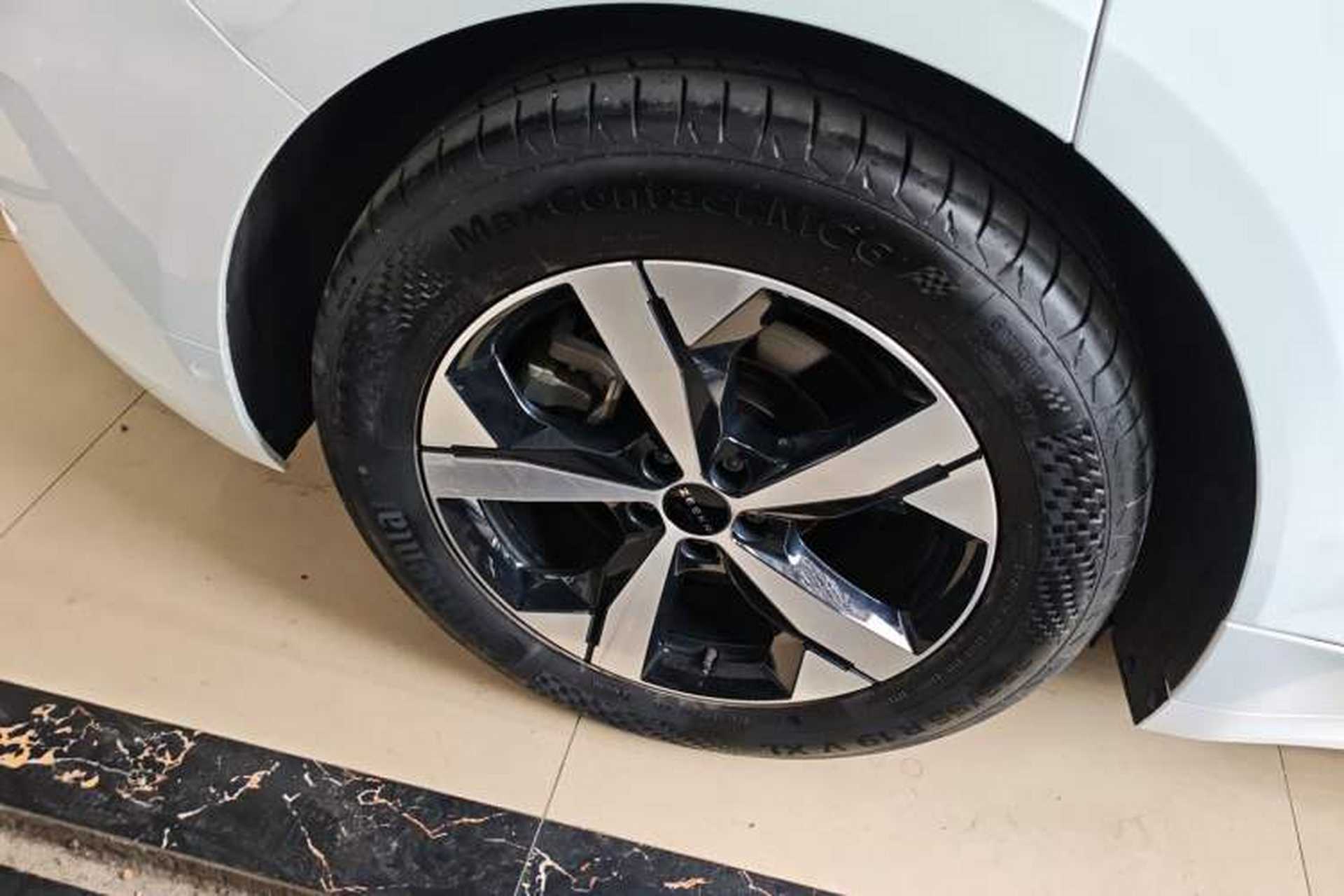 Used Zeekr 001 2022 Long-Range Dual-Motor WE Edition Right Rear Wheel Hub