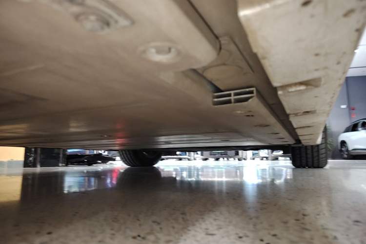 Used Zeekr 001 2022 Long-Range Dual-Motor WE Edition Right Side Sill