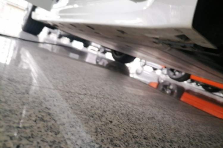 Used Zeekr 001 2022 Long-Range Dual-Motor WE Edition Right Side Sill