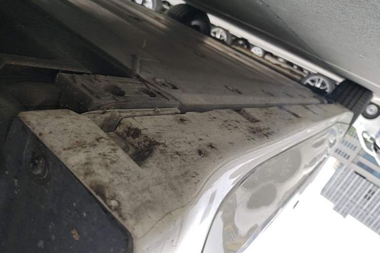 Used Zeekr 001 2022 Long-Range Dual-Motor WE Edition Right Side Sill