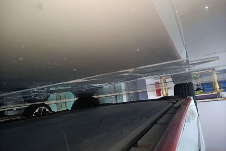 Used Zeekr 001 2022 Ultra-Long Range Dual-Motor ME Version Right Side Sill