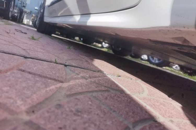Used Zeekr 001 2022 Ultra-Long Range Dual-Motor YOU Version Right Side Sill