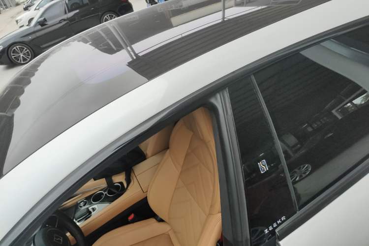 Used Zeekr 001 2022 Long-Range Dual-Motor WE Edition Roof