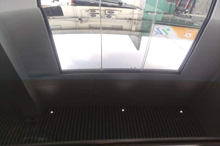 Used Zeekr 001 2022 Long-Range Dual-Motor WE Edition Roof