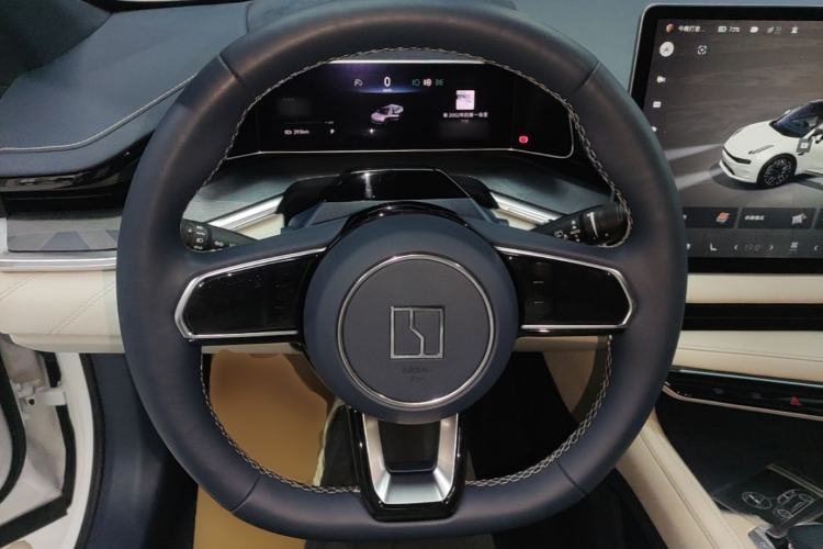 Used Zeekr 001 2022 Long-Range Dual-Motor WE Edition Steering Wheel