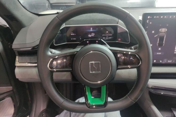 Used Zeekr 001 2022 Long-Range Dual-Motor WE Edition Steering Wheel