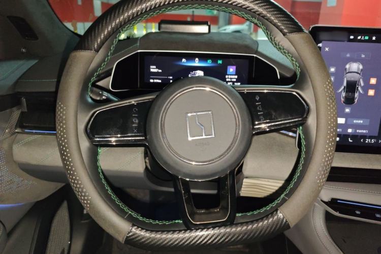 Used Zeekr 001 2022 Ultra-Long Range Dual-Motor YOU Version Steering Wheel