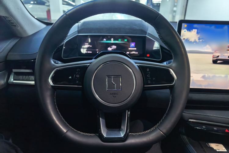 Used Zeekr 001 2022 Long-Range Dual-Motor WE Edition Steering Wheel