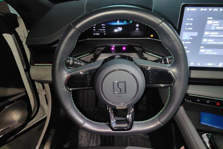 Used Zeekr 001 2022 Long-Range Dual-Motor WE Edition Steering Wheel