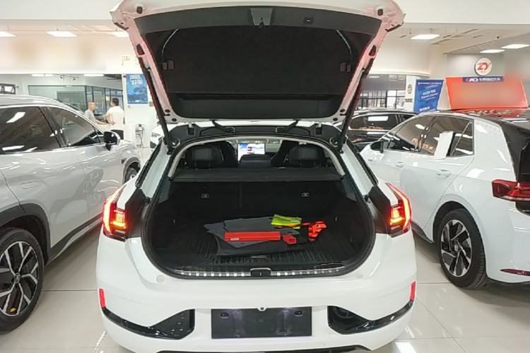 Used Zeekr 001 2022 Long-Range Dual-Motor WE Edition Trunk