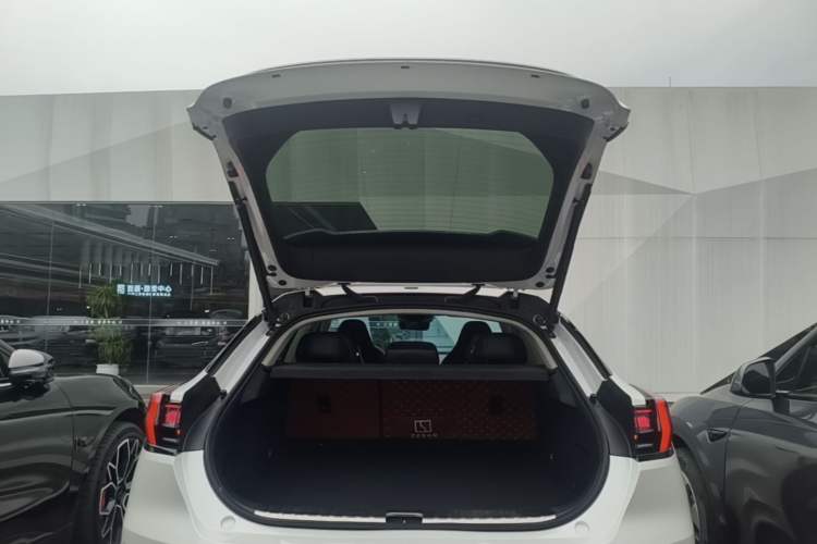 Used Zeekr 001 2022 Long-Range Dual-Motor WE Edition Trunk