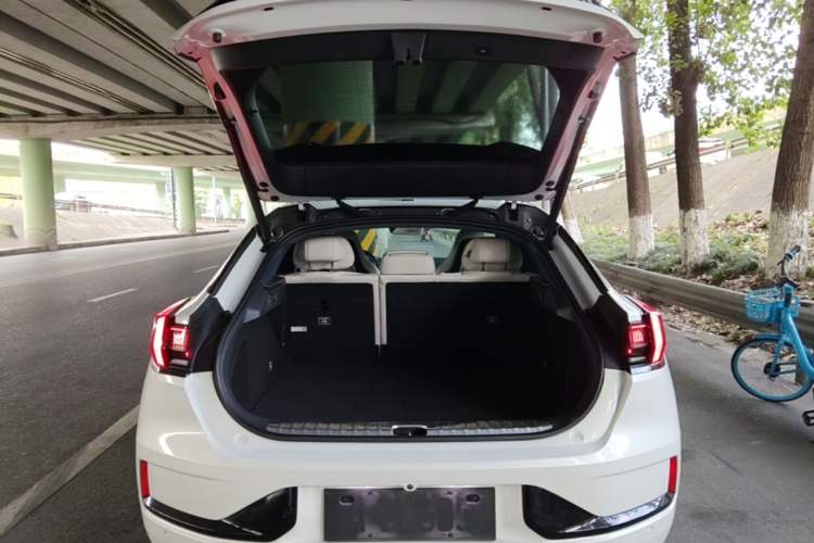 Used Zeekr 001 2022 Ultra-Long Range Single-Motor WE Version Trunk