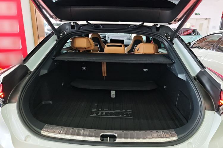 Used Zeekr 001 2022 Ultra-Long Range Dual-Motor ME Version Trunk
