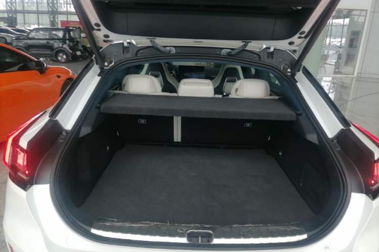 Used Zeekr 001 2022 Long-Range Dual-Motor WE Edition Trunk
