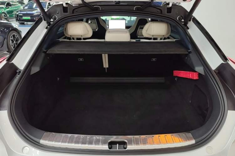 Used Zeekr 001 2022 Long-Range Dual-Motor WE Edition Trunk