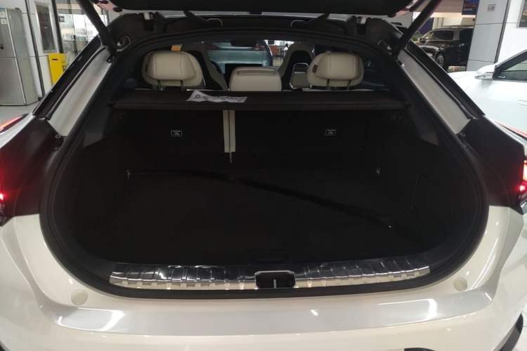 Used Zeekr 001 2022 Long-Range Dual-Motor WE Edition Trunk