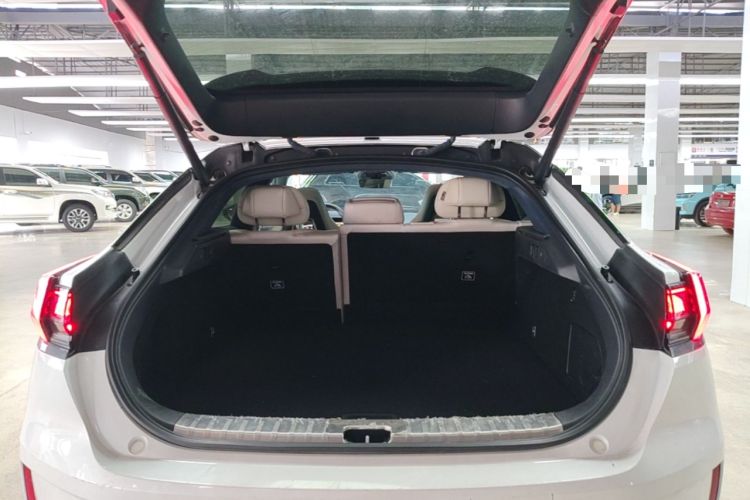 Used Zeekr 001 2022 Ultra-Long Range Dual-Motor YOU Version Trunk