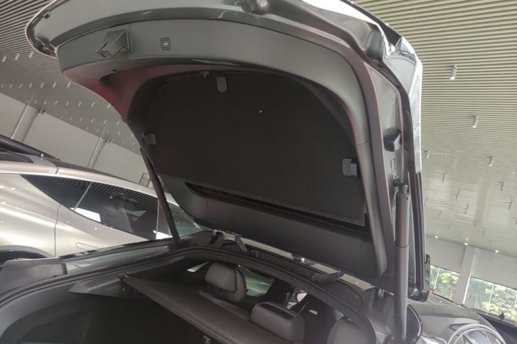 Used Zeekr 001 2022 Long-Range Dual-Motor WE Edition Trunk