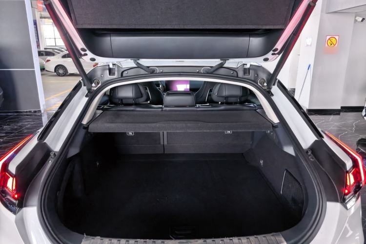 Used Zeekr 001 2022 Long-Range Dual-Motor WE Edition Trunk