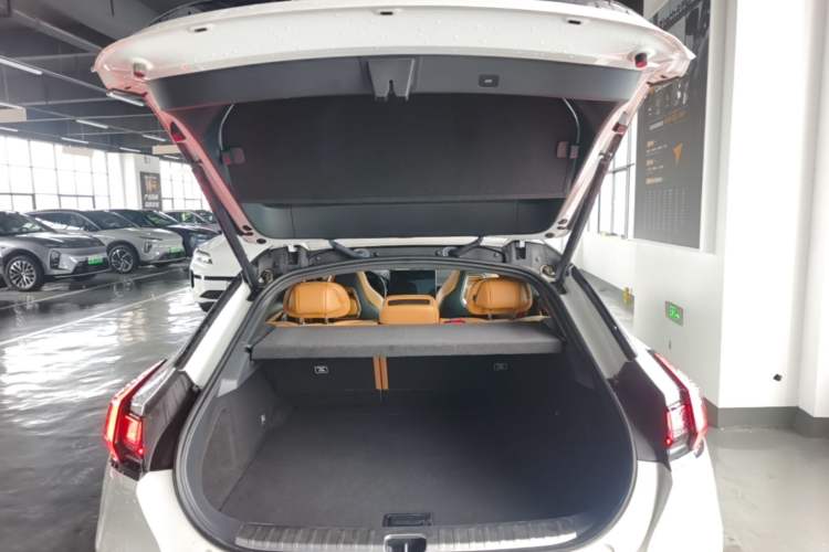 Used Zeekr 001 2022 Long-Range Dual-Motor WE Edition Trunk
