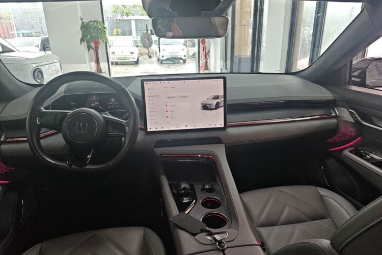 Used Zeekr 001 2023 WE Edition 100 kWh Center Console