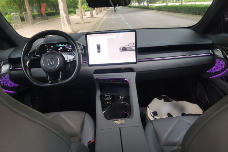 Used Zeekr 001  Center Console