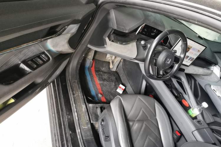 Used Zeekr 001 2023 WE Edition 100 kWh Driver Seat