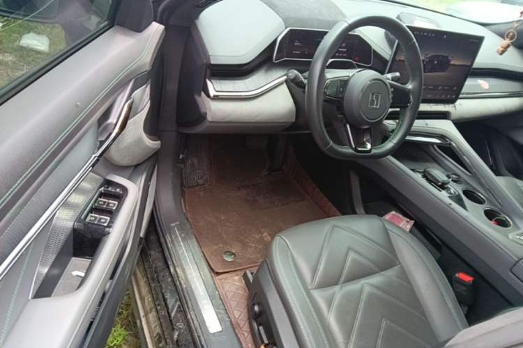 Used Zeekr 001 2023 WE Edition 86 kWh Driver Seat