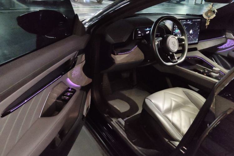 Used Zeekr 001 2023 WE Edition 100 kWh Driver Seat