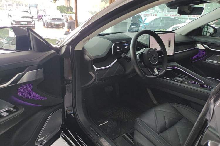 Used Zeekr 001 2023 WE Edition 100 kWh Driver Seat