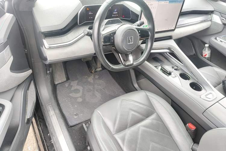 Used Zeekr 001 2023 WE Edition 100 kWh Driver Seat