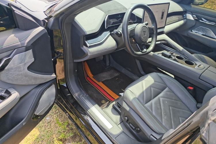 Used Zeekr 001 2023 WE Edition 100 kWh Driver Seat