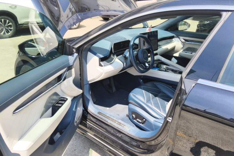 Used Zeekr 001 2023 WE Edition 86 kWh Driver Seat