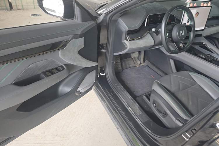 Used Zeekr 001 2023 WE Edition 100 kWh Driver Seat